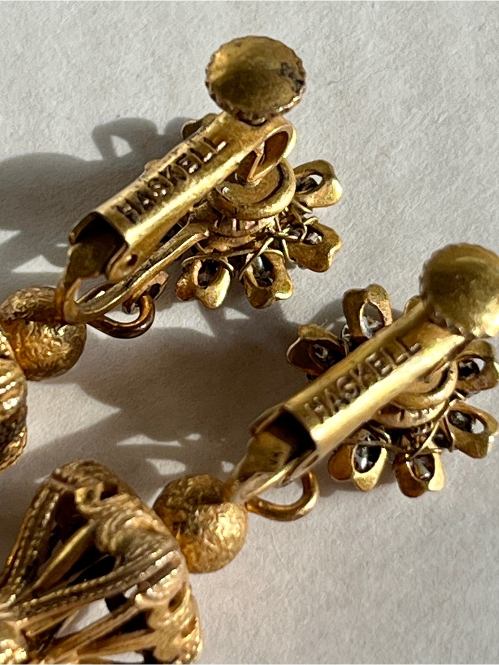Signed | Miriam Haskell Vintage Drop Gold Rhinestone Screw-Back Earrings - Picture 4 of 13